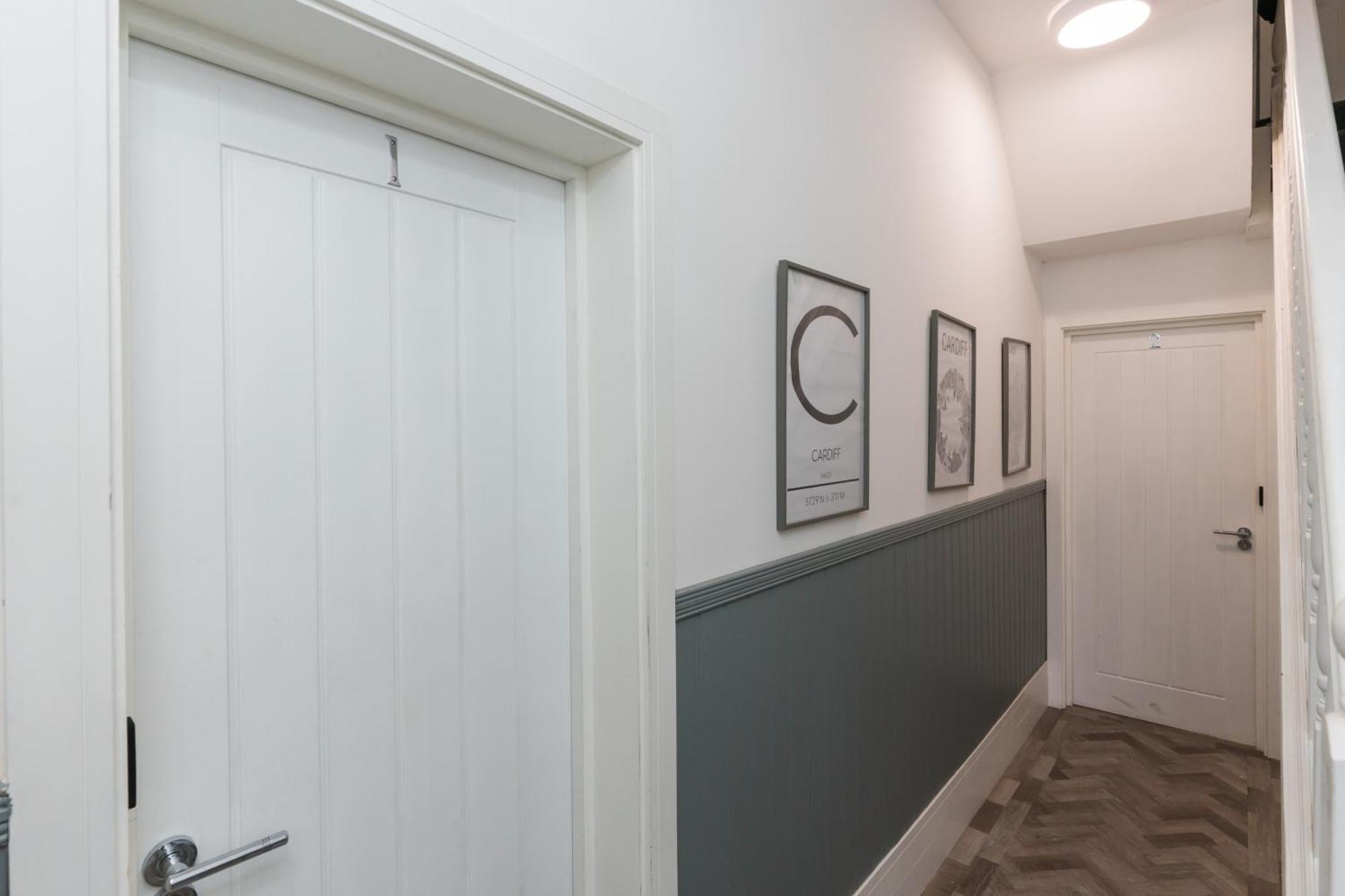Nottage House Premier Apartments Кардиф Екстериор снимка