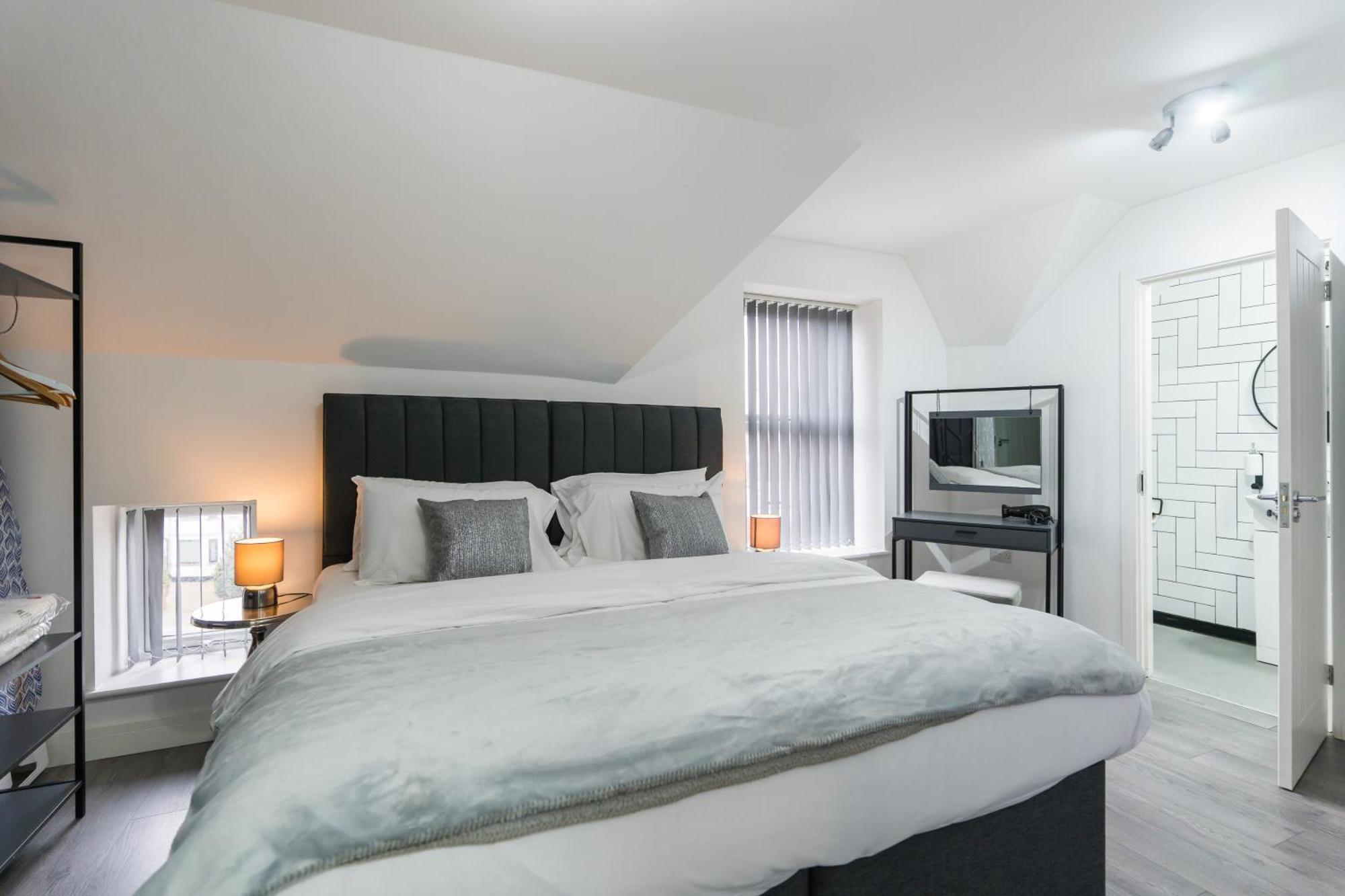 Nottage House Premier Apartments Кардиф Екстериор снимка